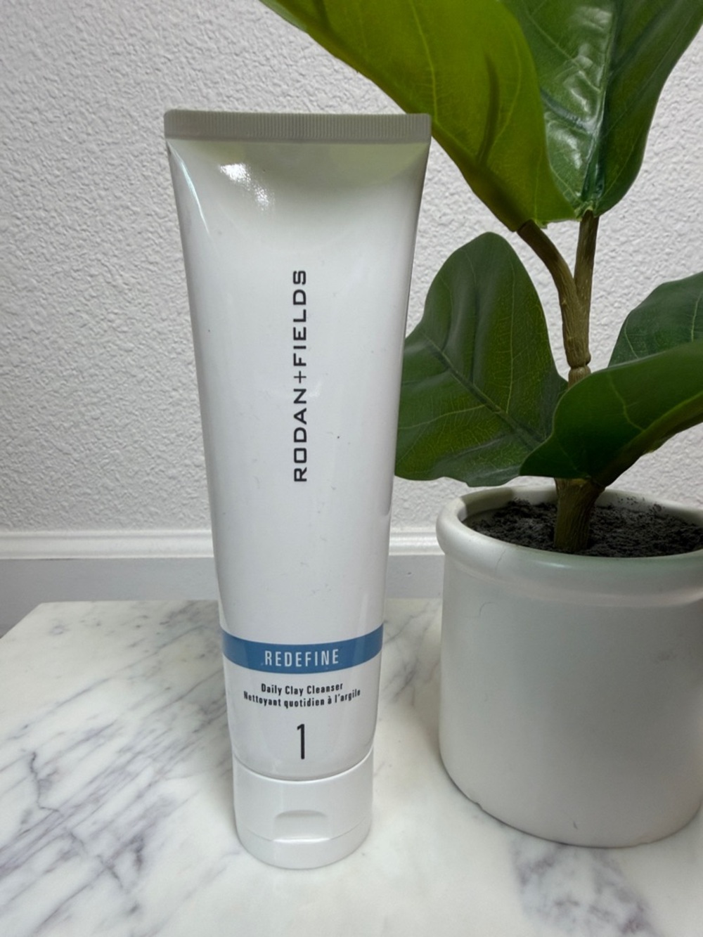 Rodan + Fields REDEFINE Daily Clay Cleanser - Picture 2 of 4